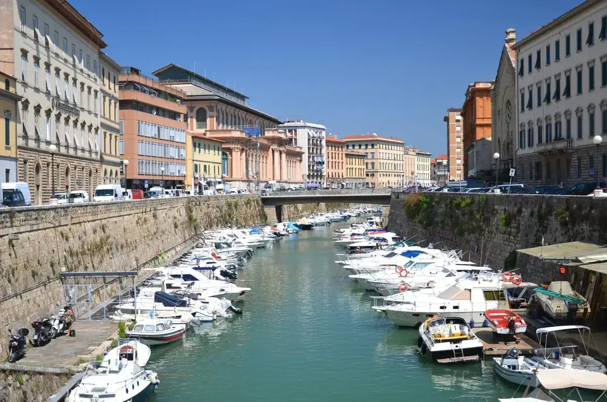 Livorno πλοίο προορισμός