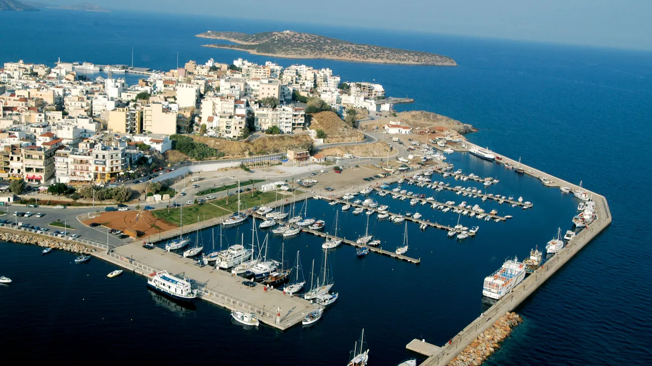 Ακτοπλοϊκός προορισμός Άγιος Νικόλαος, Ζάκυνθος