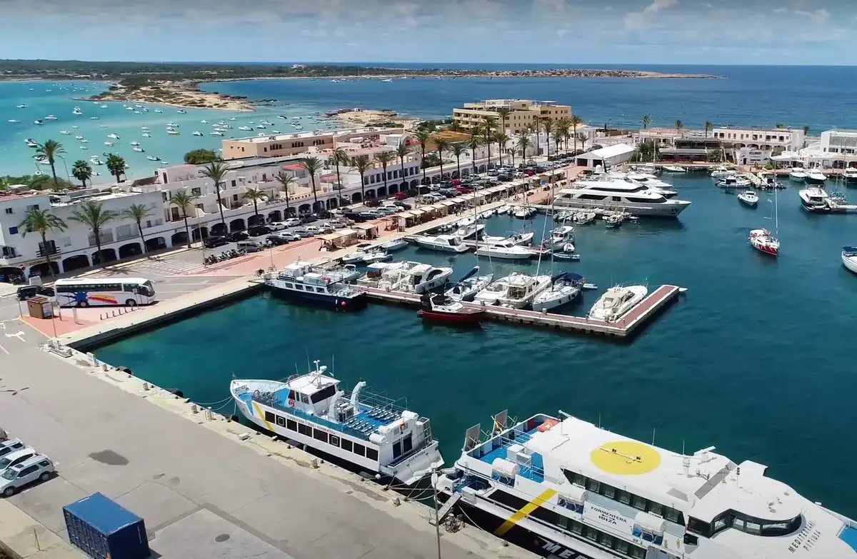 Ακτοπλοϊκός προορισμός Formentera
