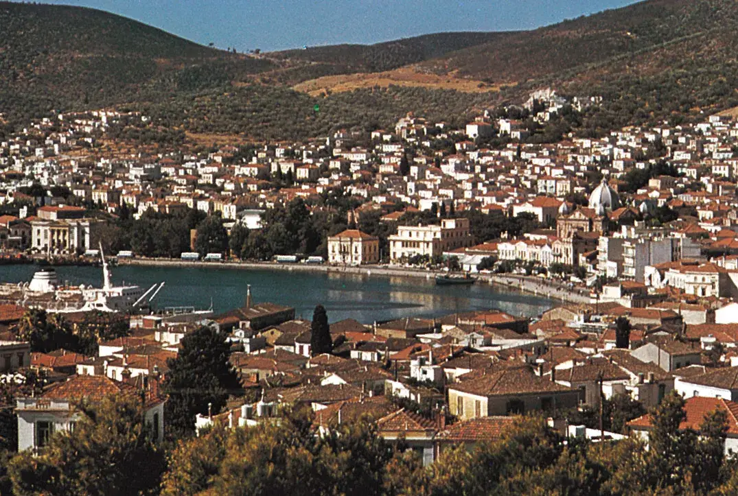 Ακτοπλοϊκός προορισμός Μυτιλήνη
