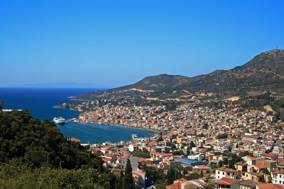 Ακτοπλοϊκός προορισμός Σάμος