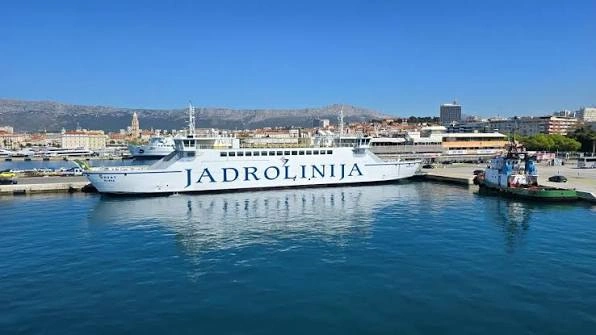 Ακτοπλοϊκός προορισμός Stari Grad