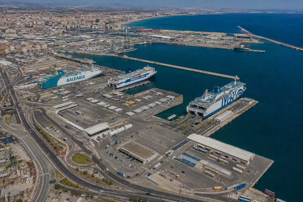 Πλοίο στη γραμμή Valencia – Ibiza