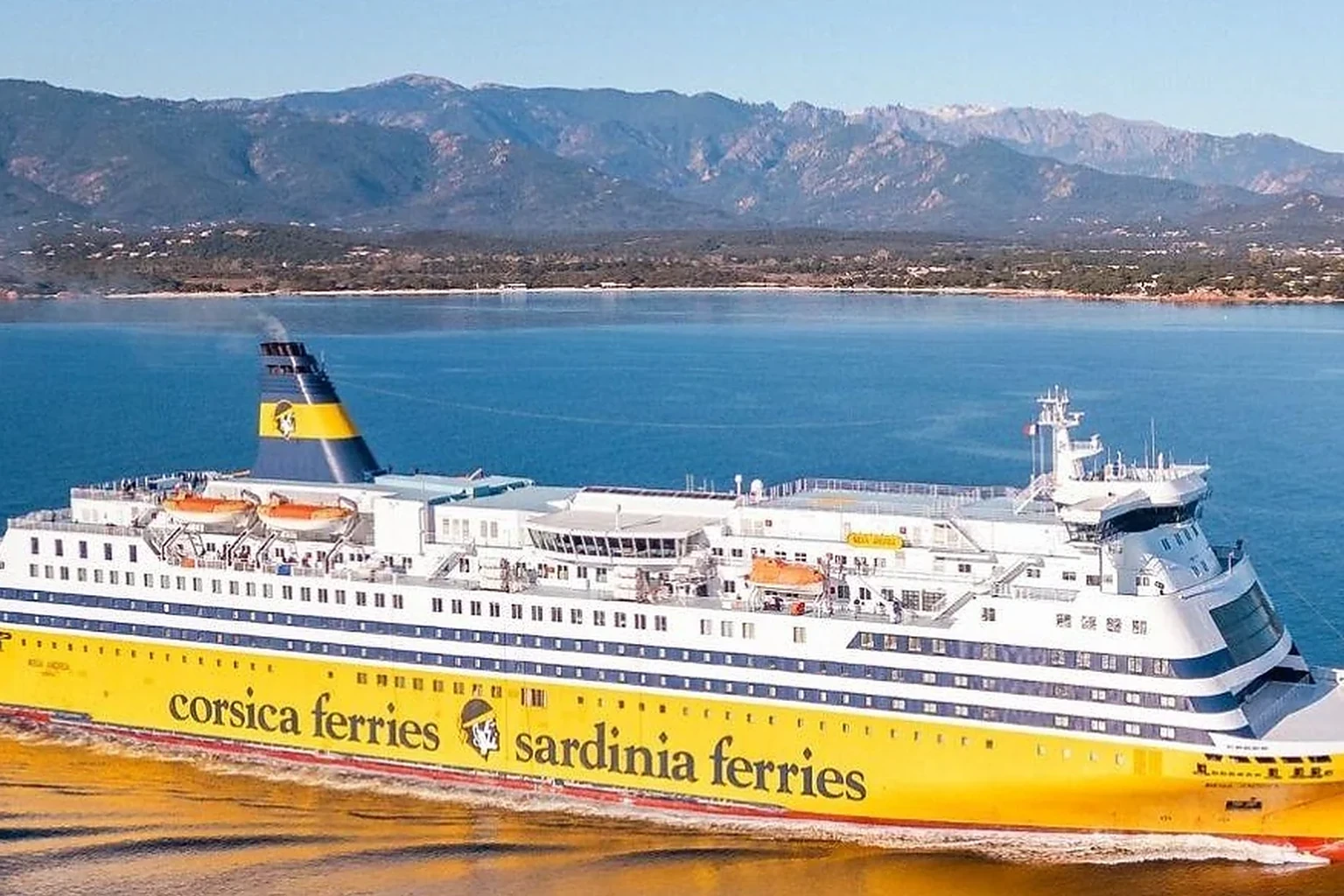 Πλοίο της Corsica Sardinia Ferries