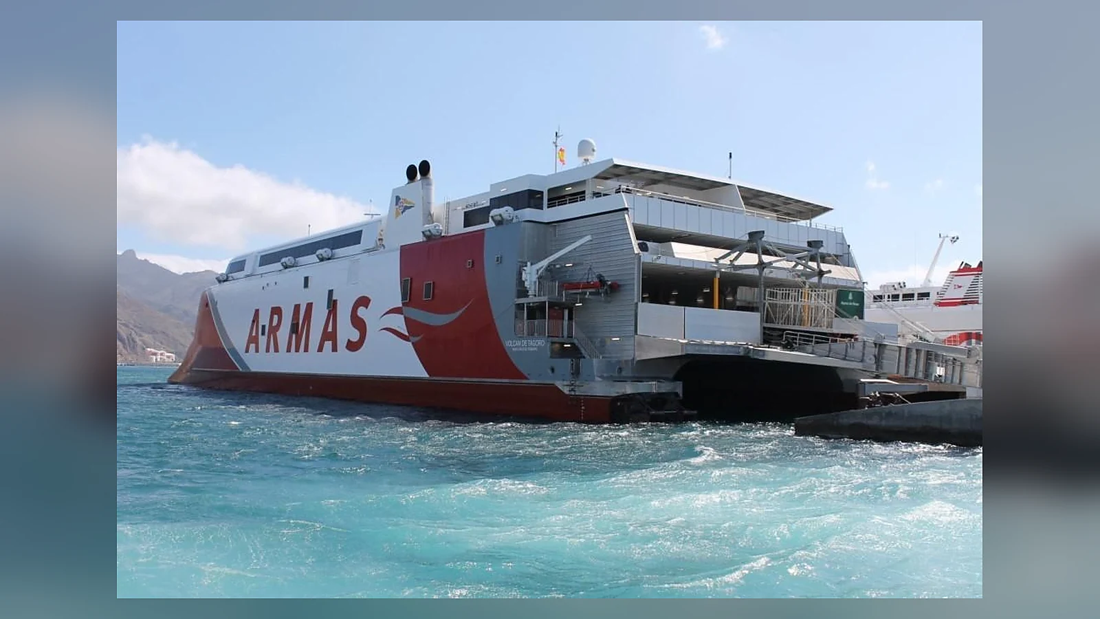 Armas Trasmediterránea πλοίο